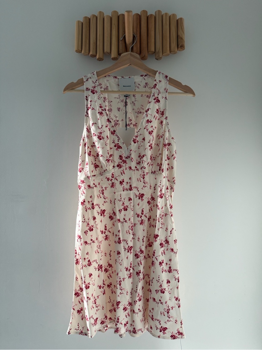 *NWT* Reformation Calix Mini Dress Sleeveless V-Neck Crepe Size S - Picture 5 of 9
